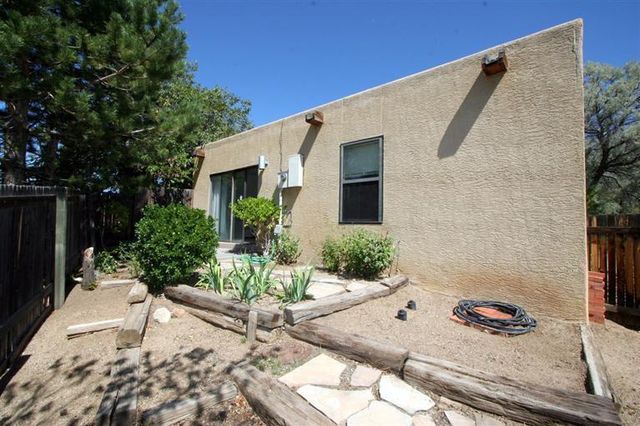 830 Live Oak Road NE E, Albuquerque, NM 87122