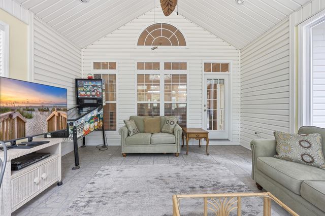 275 Oleander Dr., Pawleys Island, SC 29585