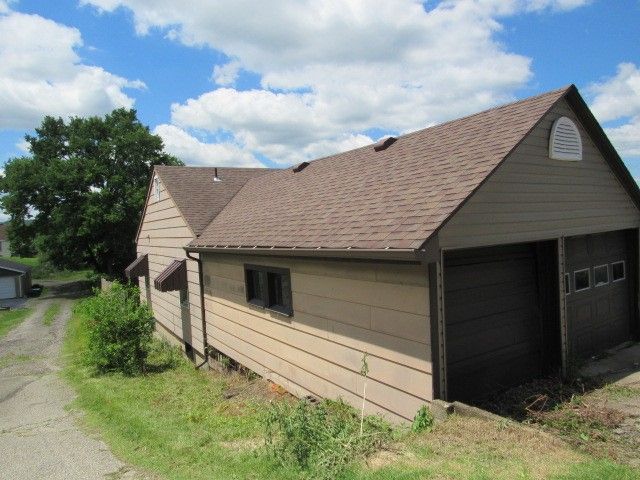 26 Mulberry Street, Belle Vernon, PA 15012