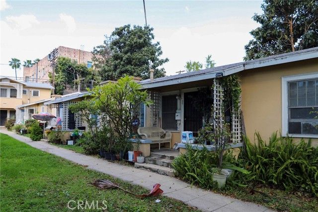 1621 N Kingsley, Los Angeles, CA 90027