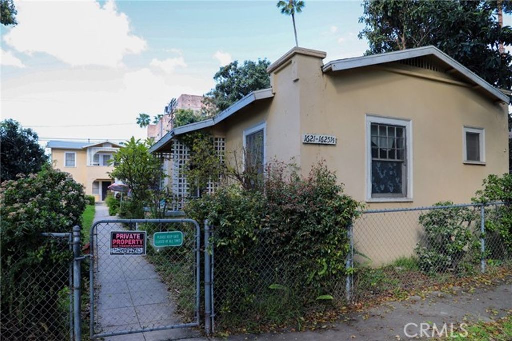 1621 N Kingsley, Los Angeles, CA 90027