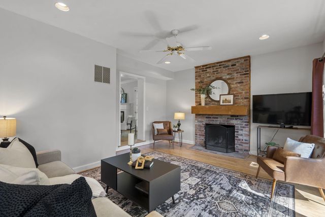 9911 RENFREW RD, Silver Spring, MD 20901