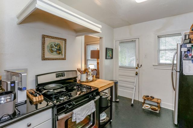 1740 Banks Street 2, Houston, TX 77098