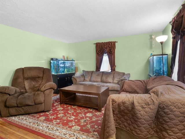 1863 Norton Street, Rochester, NY 14609