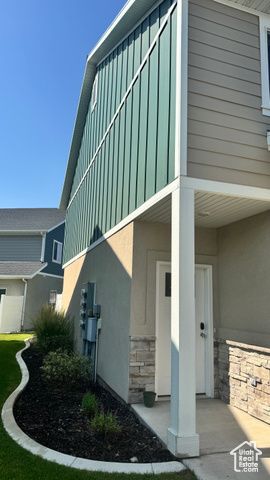 2373 W HOWARD ST, West Haven, UT 84401