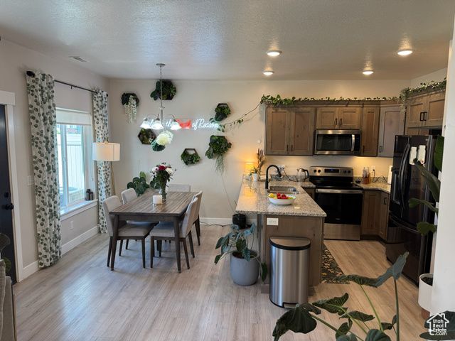 2373 W HOWARD ST, West Haven, UT 84401