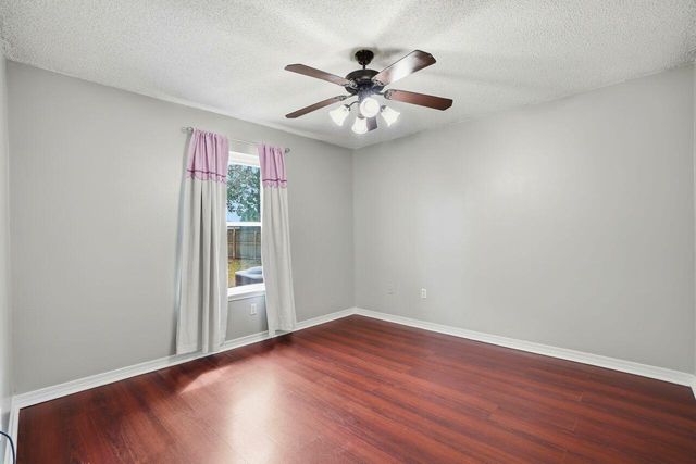 1285 Jefferyscot Drive, Crestview, FL 32536