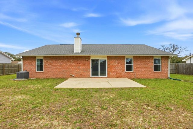 1285 Jefferyscot Drive, Crestview, FL 32536
