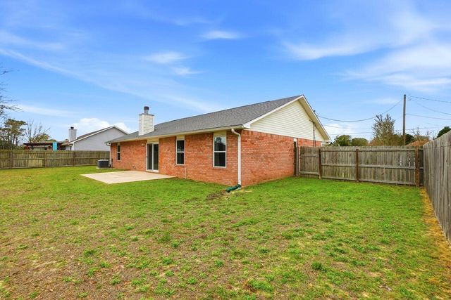 1285 Jefferyscot Drive, Crestview, FL 32536