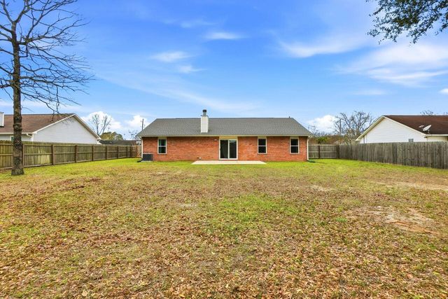 1285 Jefferyscot Drive, Crestview, FL 32536