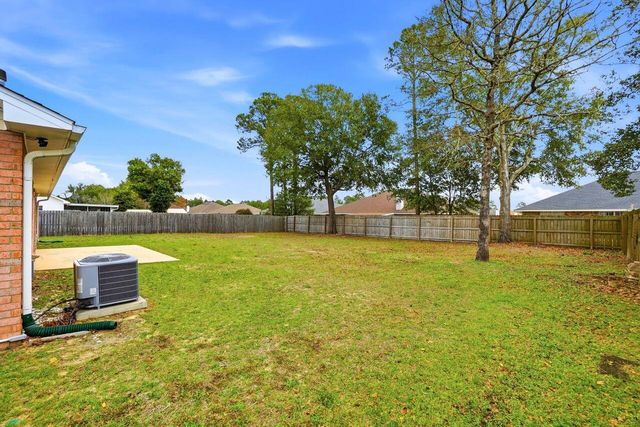 1285 Jefferyscot Drive, Crestview, FL 32536