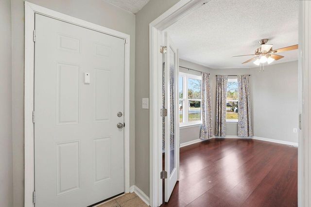 1285 Jefferyscot Drive, Crestview, FL 32536