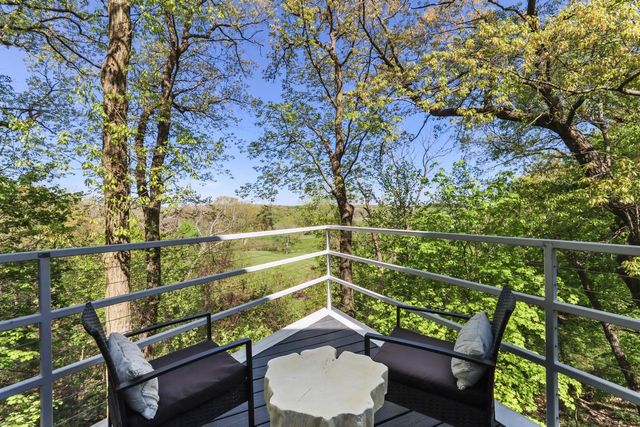 906 Tarrant DRIVE, Fontana, WI 53125