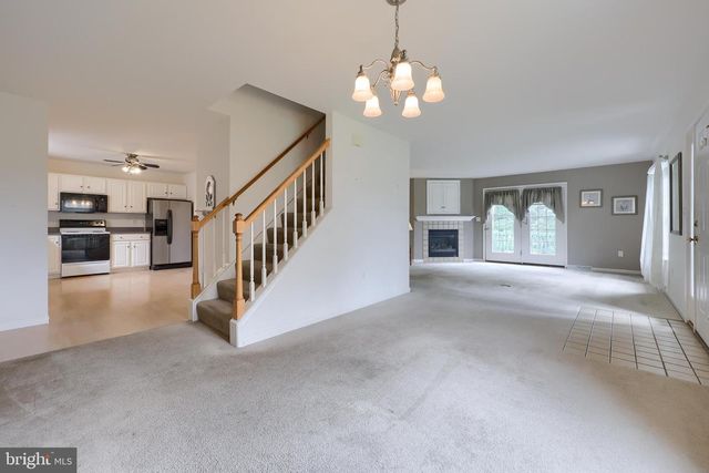 43 SANDSTONE CT, Lititz, PA 17543