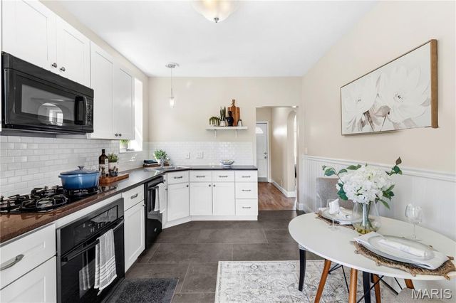 6634 Elmer Avenue, St Louis, MO 63109