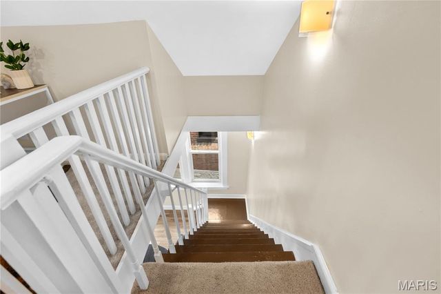 6634 Elmer Avenue, St Louis, MO 63109