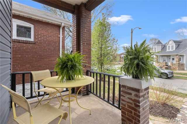 6634 Elmer Avenue, St Louis, MO 63109