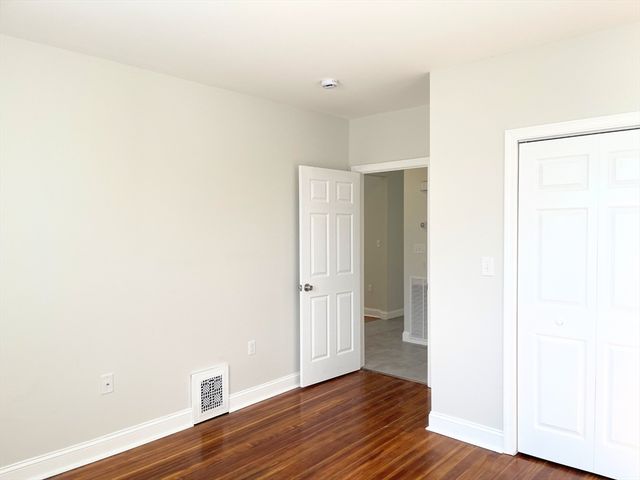 25 Bennett St 3, Beverly, MA 01915