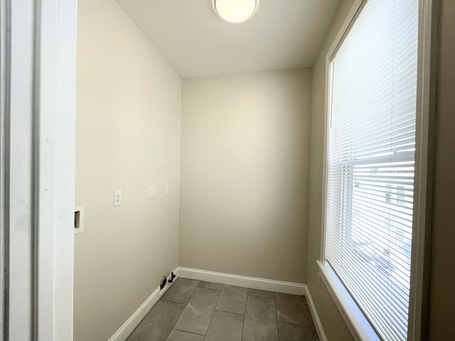 25 Bennett St 3, Beverly, MA 01915