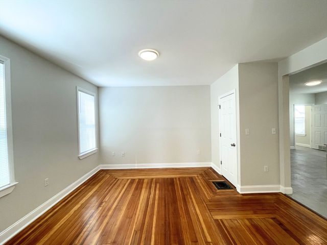 25 Bennett St 3, Beverly, MA 01915