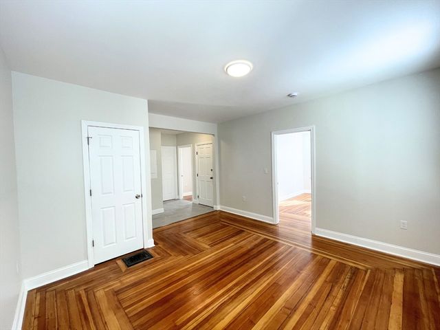 25 Bennett St 3, Beverly, MA 01915