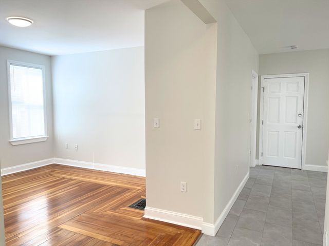 25 Bennett St 3, Beverly, MA 01915