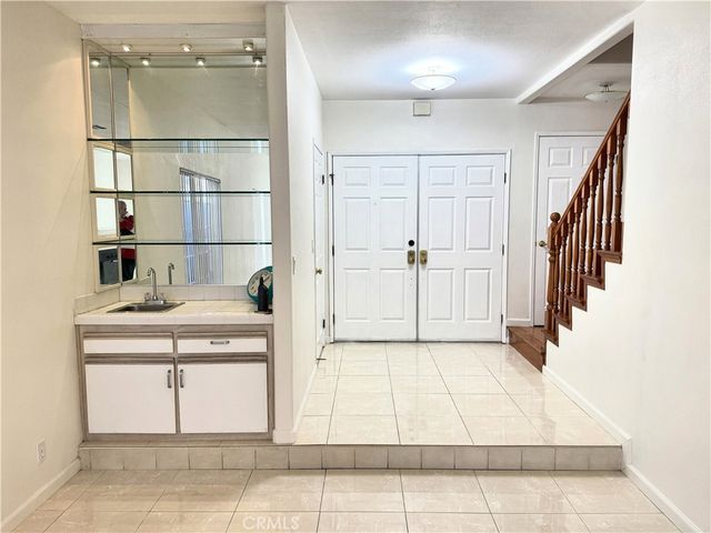 18319 Hart Street 3, Reseda, CA 91335