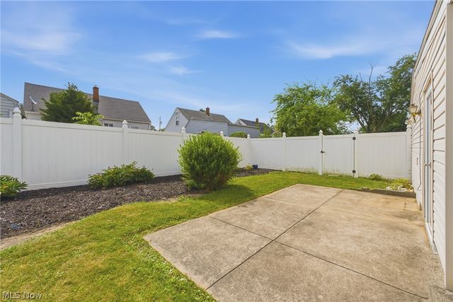 1108 Hawthorne Avenue SW, Canton, OH 44710