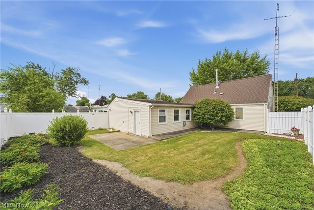 1108 Hawthorne Avenue SW, Canton, OH 44710