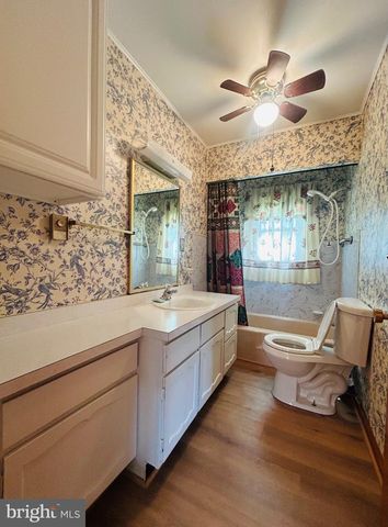 1843 HEIDE COOPER RD, Shanks, WV 26761