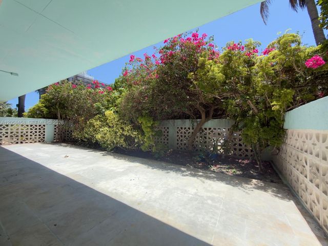 1800 Collins Avenue 3H, Miami Beach, FL 33139
