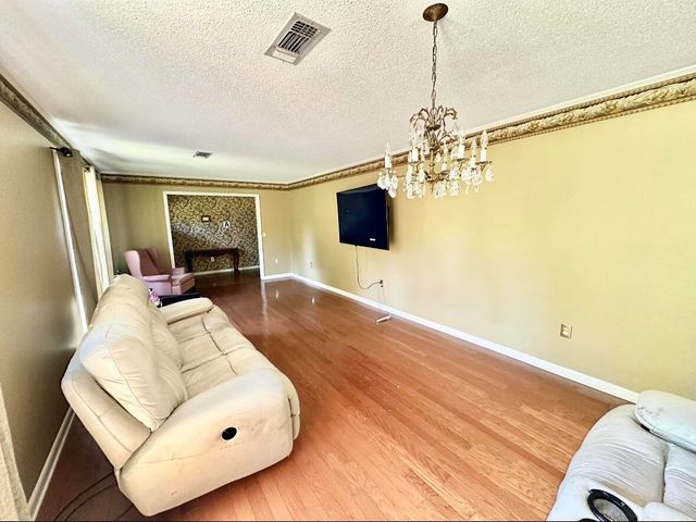 1603 Church St., Columbia, MS 39429