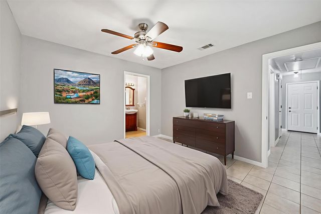 3908 Colorado Avenue, Dickinson, TX 77539