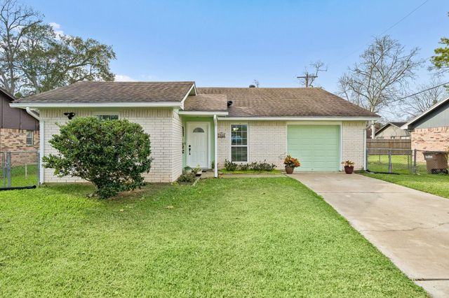 3908 Colorado Avenue, Dickinson, TX 77539