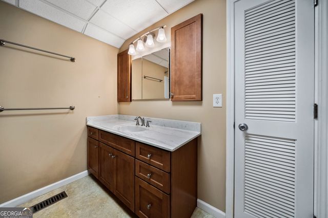 500 Nolan Road, Carrollton, GA 30116
