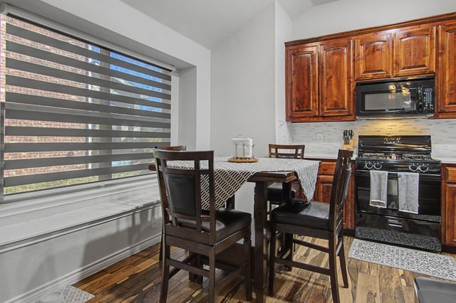 648 Handle Drive, Crowley, TX 76036