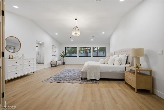 3035 Belcastro Street, Las Vegas, NV 89117