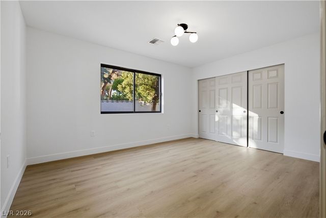 3035 Belcastro Street, Las Vegas, NV 89117
