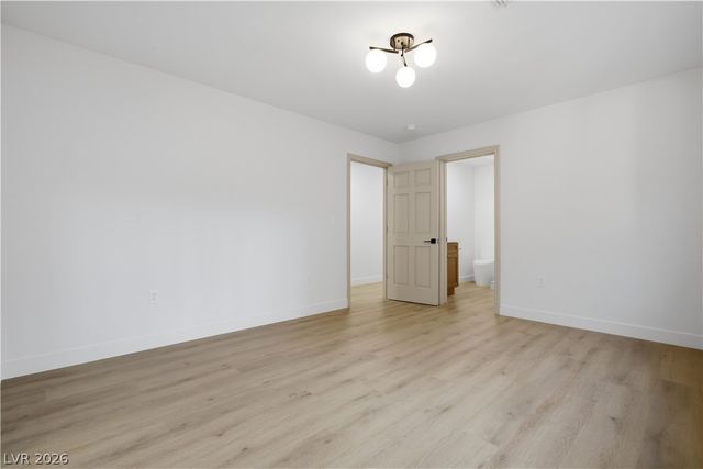 3035 Belcastro Street, Las Vegas, NV 89117