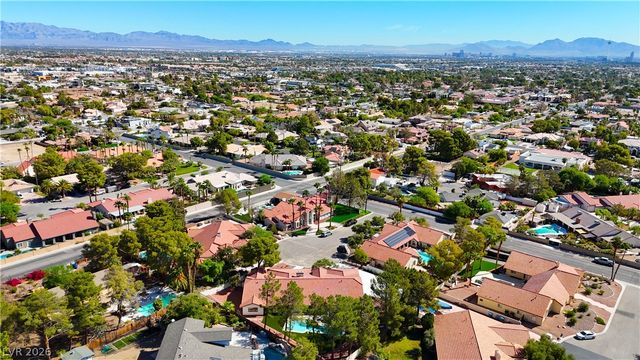 3035 Belcastro Street, Las Vegas, NV 89117