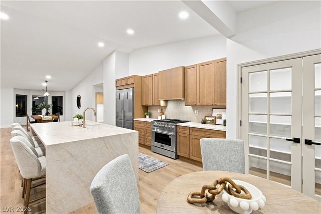 3035 Belcastro Street, Las Vegas, NV 89117