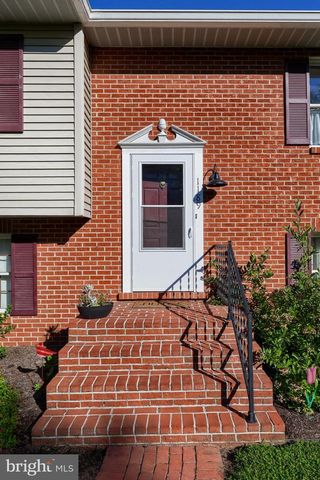 1189 RIDGE AVE, Columbia, PA 17512