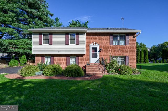 1189 RIDGE AVE, Columbia, PA 17512