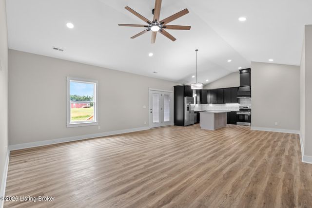 150 Reuben Ln, Guston, KY 40142