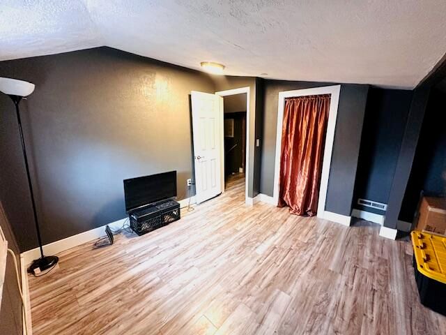 807 CLINKSCALES RD, Columbia, MO 65203