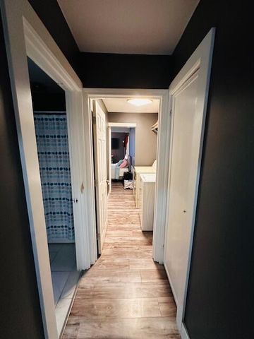 807 CLINKSCALES RD, Columbia, MO 65203