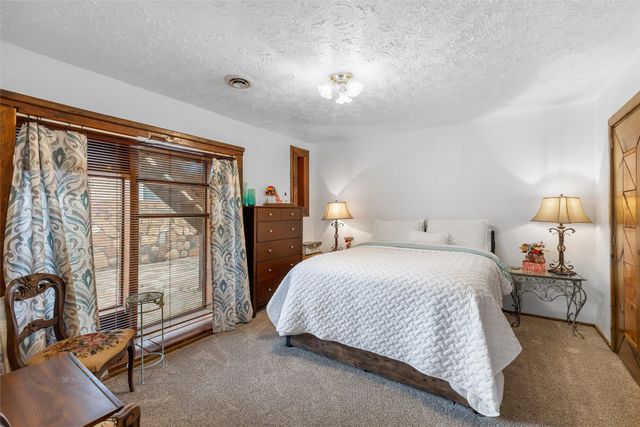 116 N Coronado Avenue, Espanola, NM 87532