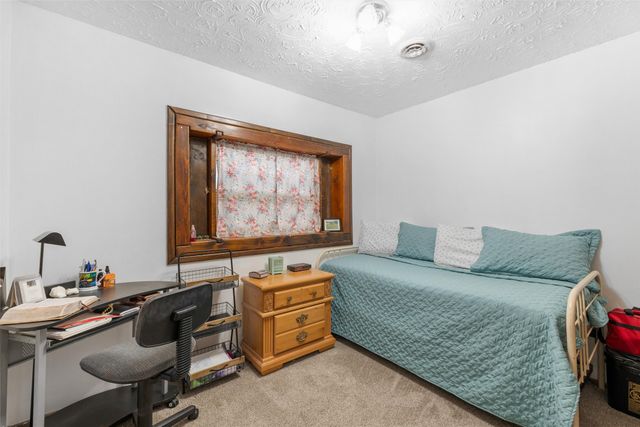 116 N Coronado Avenue, Espanola, NM 87532