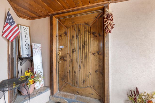 116 N Coronado Avenue, Espanola, NM 87532