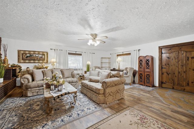 116 N Coronado Avenue, Espanola, NM 87532